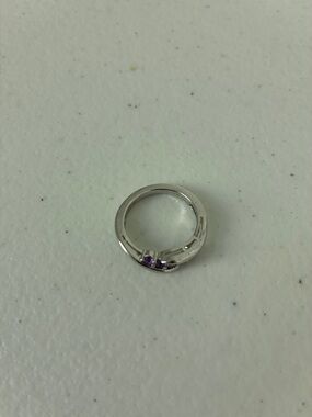 Sterling Silver Ring with Purple Accent Stone - Sleek Band